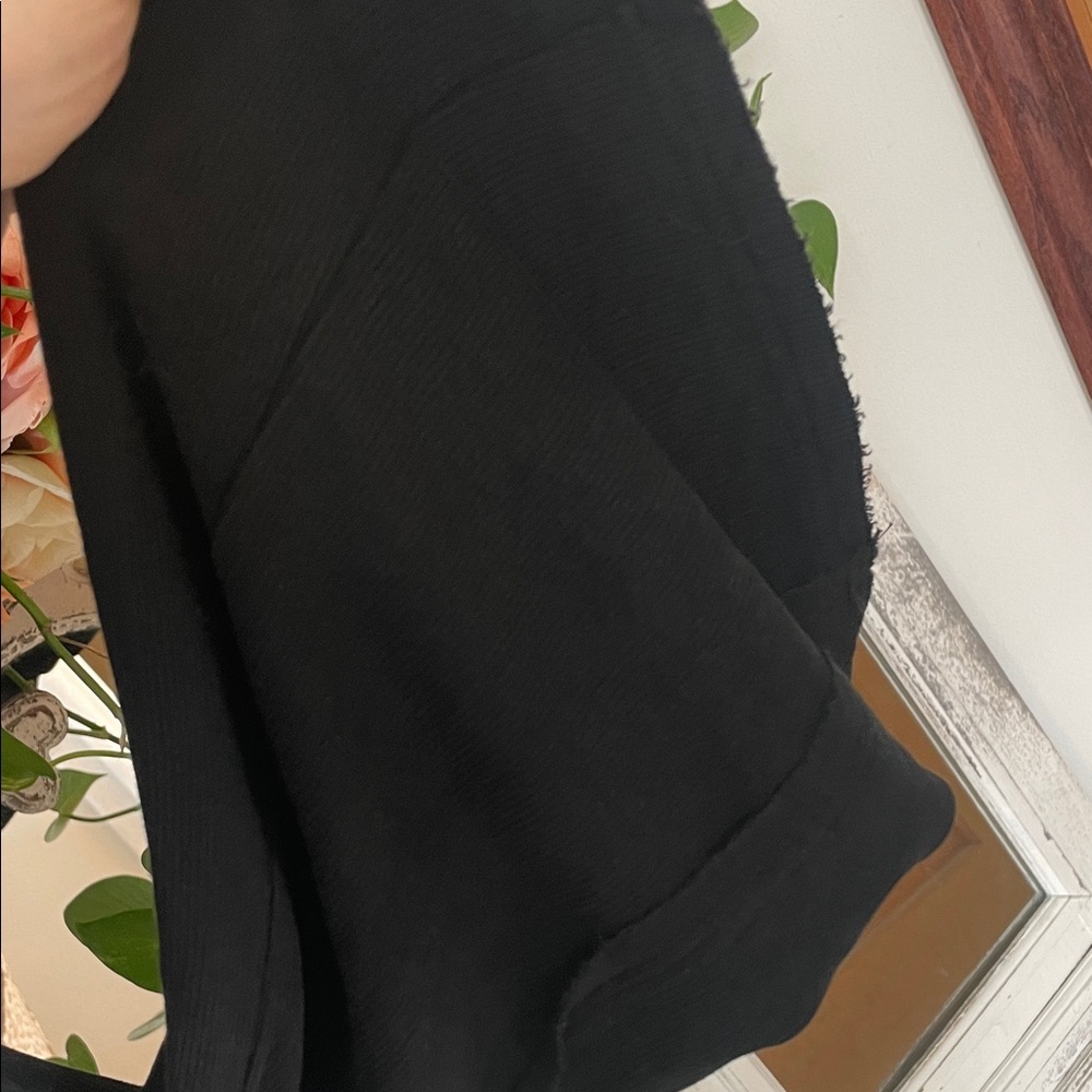 POL Flare Sleeve Black BOHO Henley Women's Top Blouse Large - Picture 4 of 10